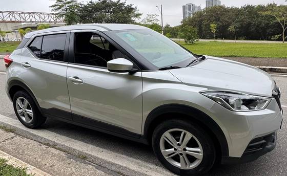 NISSAN KICKS 1.6 16V FLEXSTART ACTIVE XTRONIC NISSAN KICKS 1.6 16V FLEXSTART ACTIVE XTRONIC